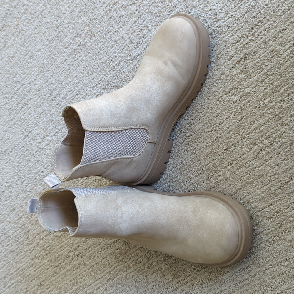 Tan Boots